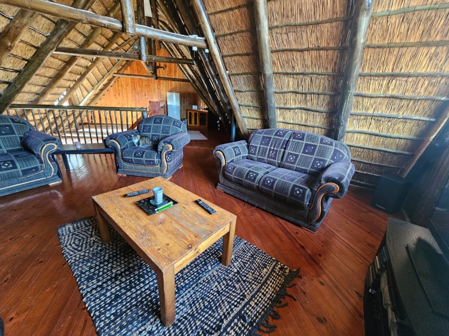 To Let 5 Bedroom Property for Rent in La Provance Free State